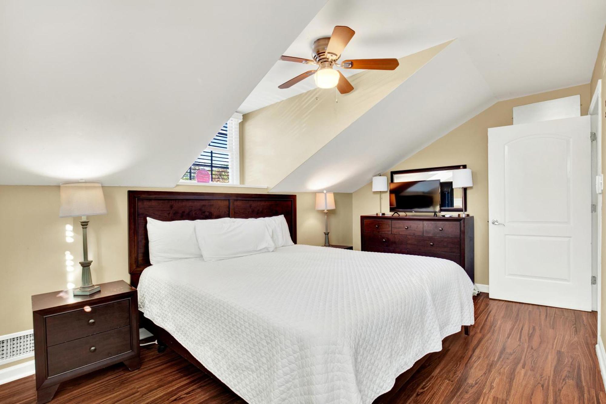704 Abercorn Apartment Savannah